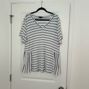 Lane Bryant 22/24 swing top